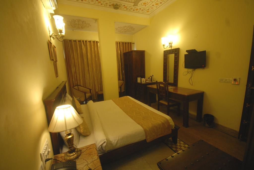 Rajputana Haveli - Jaipur Hotel Buitenkant foto