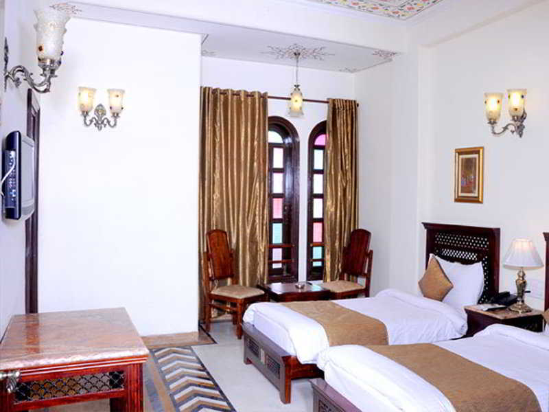 Rajputana Haveli Hotel Jaipur Buitenkant foto